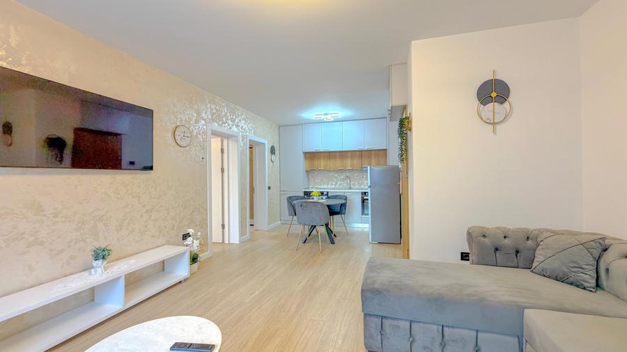 Apartament cu 2 camere nedecomandat, mobilat în Poiana Brașov