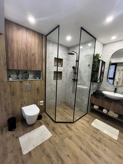 Apartament cu 3 camere decomandat în Albert