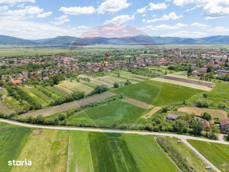 Teren de 25100 mp, în Prejmer