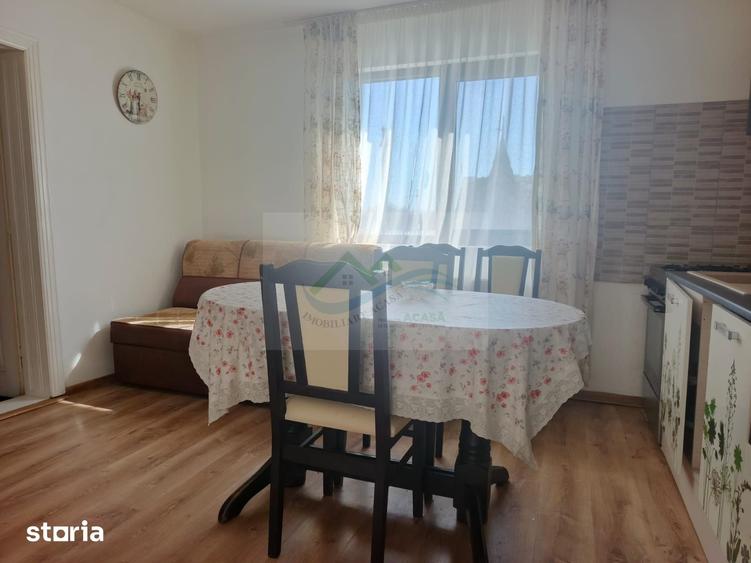Casă cu 4 camere cu Teren 500 Mp în Valea Moldovei