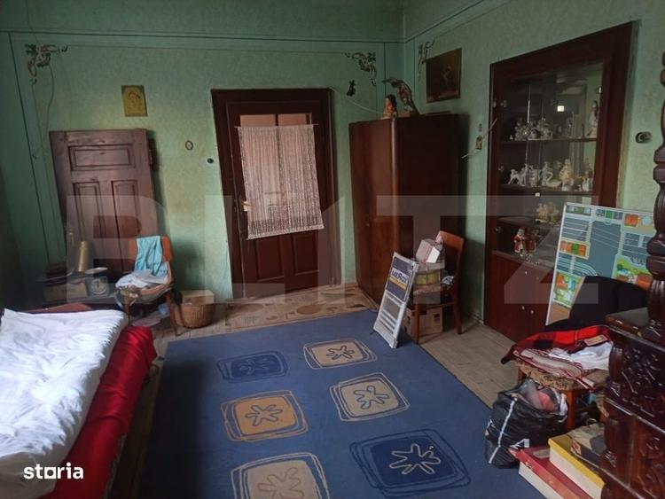 Casă cu 3 camere în Uioara de Jos