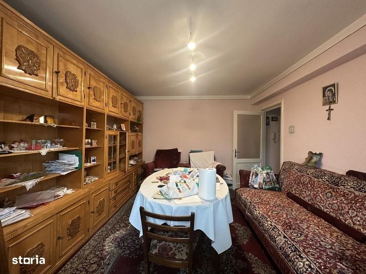 Apartament cu 2 camere decomandat în Eminescu