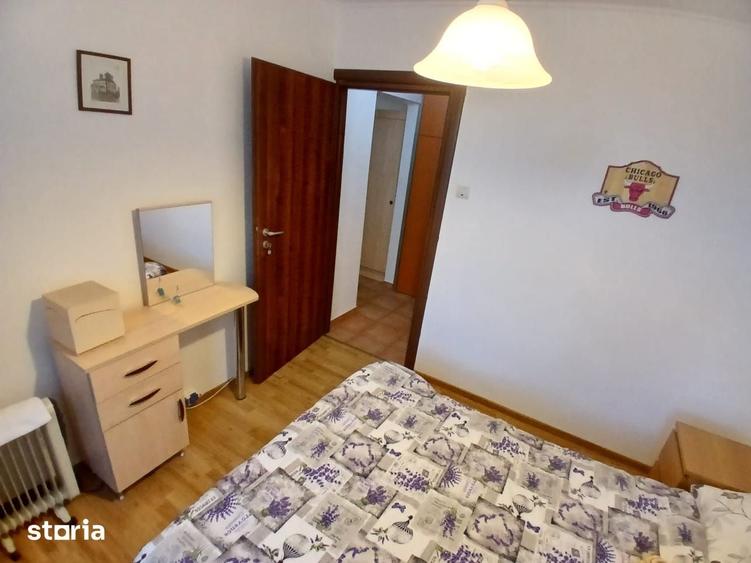 Apartament cu 4 camere decomandat în Rahova
