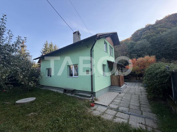 Casă individuală cu 5 camere cu Teren 500 Mp în Dejani