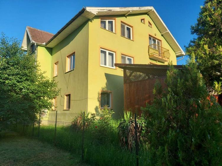 Casă cu 4 camere în Exterior Vest