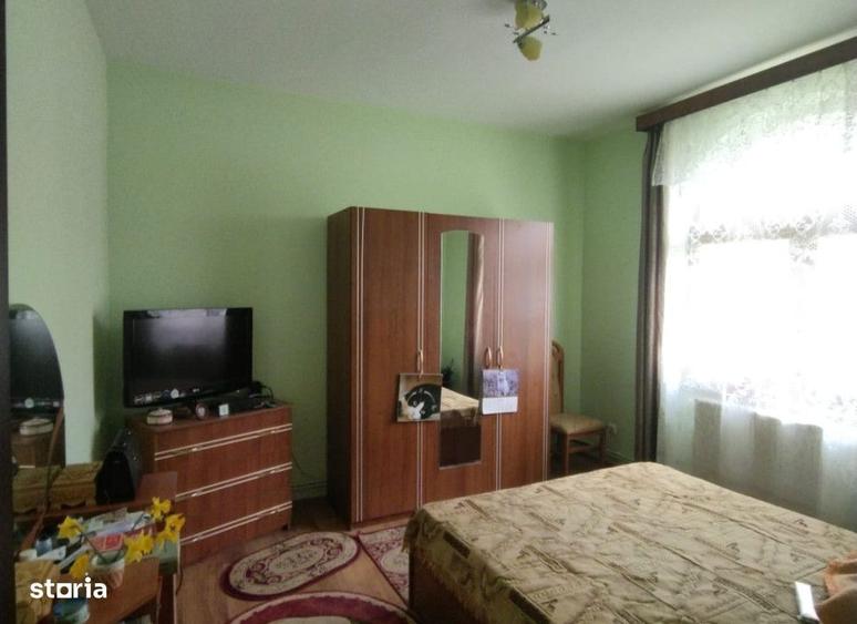 Casă cu 5 camere cu Teren 450 Mp în Copou