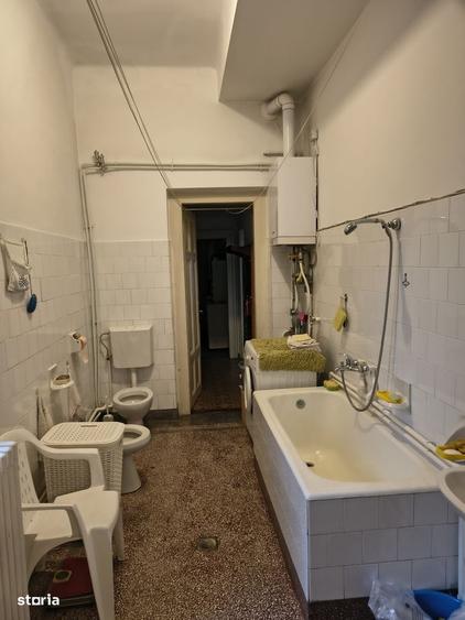 Apartament cu 4 camere în Central