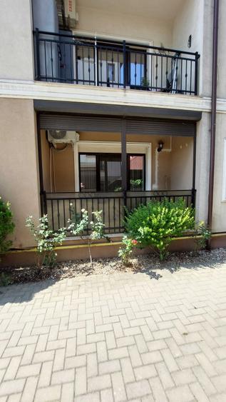 Apartament cu 3 camere decomandat în Giroc