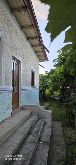 Casă cu Teren 1500 Mp în Central