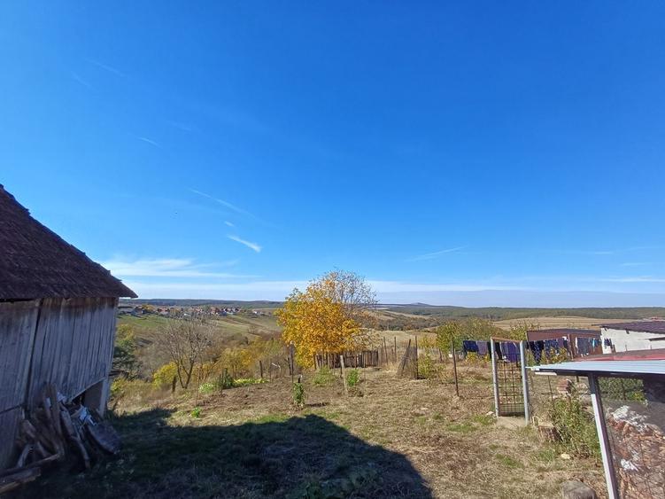 Casă cu 4 camere în Tășad