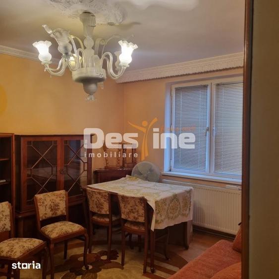 Apartament cu 2 camere decomandat, mobilat în Centrul Vechi