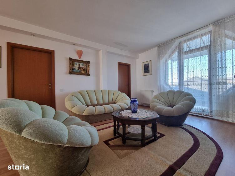 De vanzare Apartament 200 mp,pe 2 nivele - 9