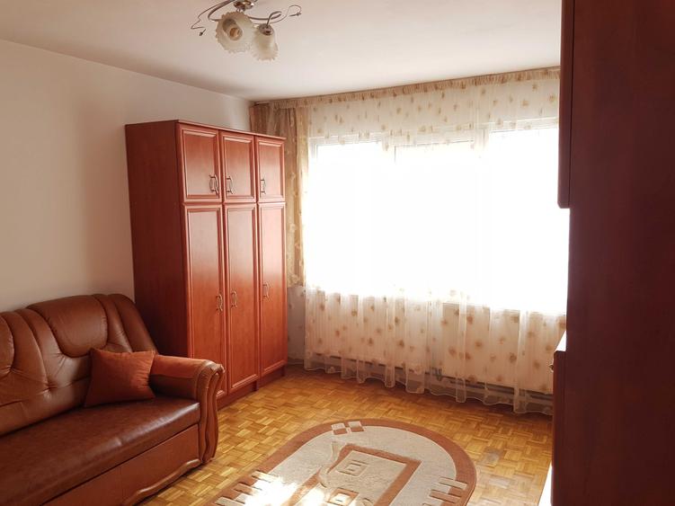 Garsonieră decomandată în Gării