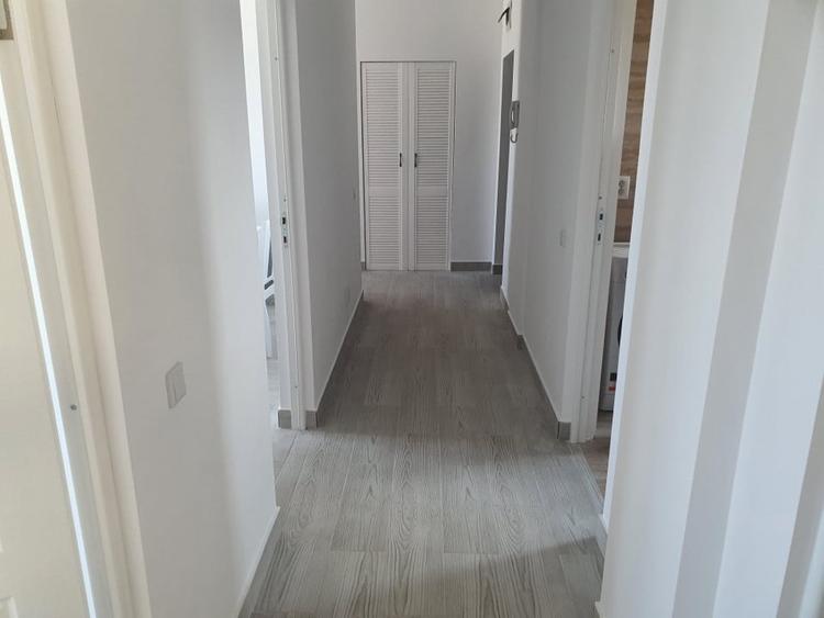 Apartament cu 3 camere decomandat, mobilat în Popa Șapcă
