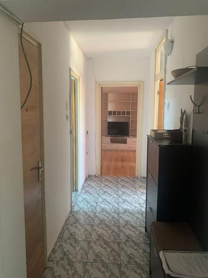 Apartament cu 2 camere decomandat în Colentina