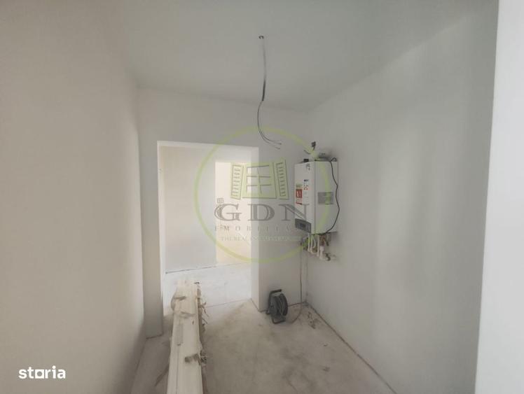 Casă cu 4 camere în Podari