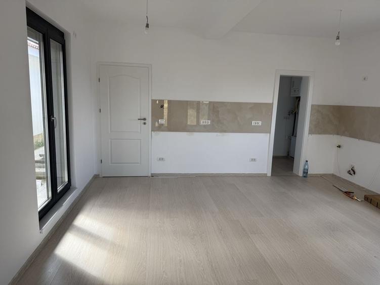 Casă cu 3 camere în Giroc