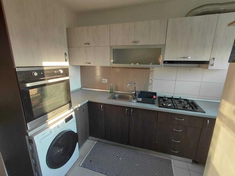 Apartament cu 2 camere semidecomandat în Sud