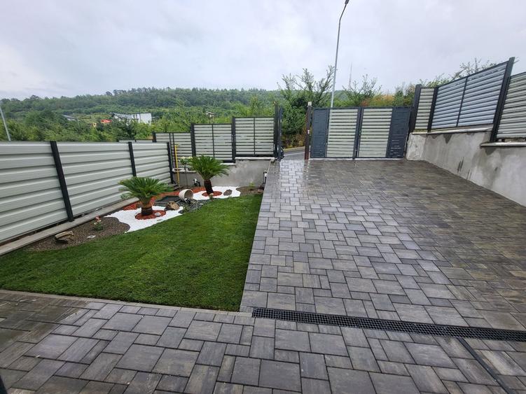 Casă cu 3 camere în Central