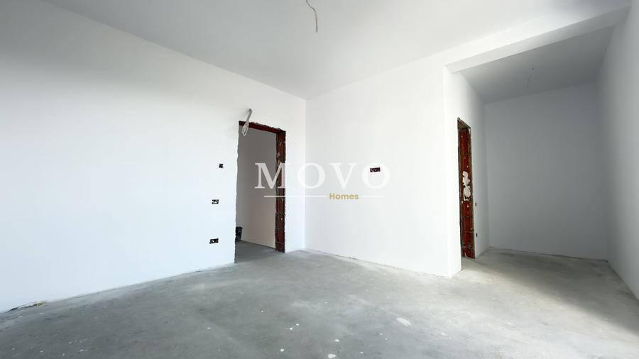 Duplex cu 4 camere cu Canalizare în Dumbrăvița