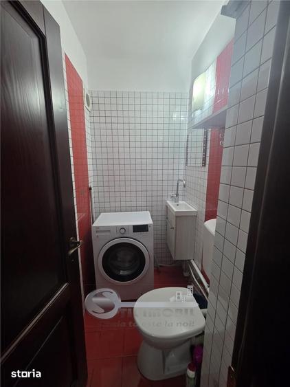 Apartament cu 3 camere în Târgu Cucu