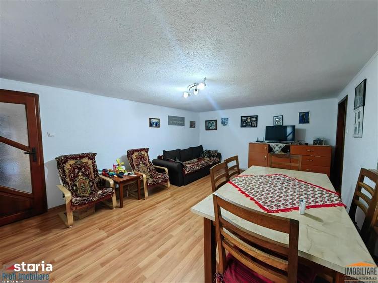 Casa mare cu etaj la principala in Fantanele - REDUCERE - 19