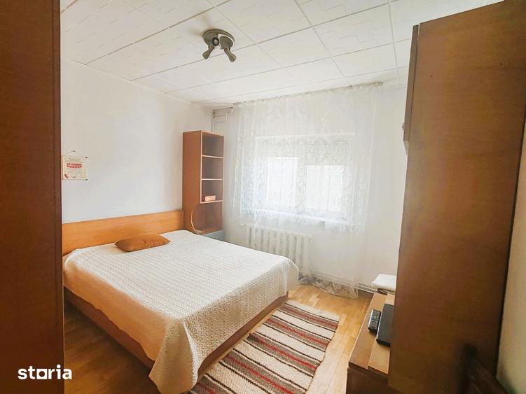 Apartament cu 3 camere decomandat în 13 Septembrie