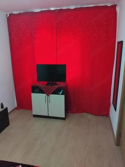 Vand apartament Craiovita Noua - 5