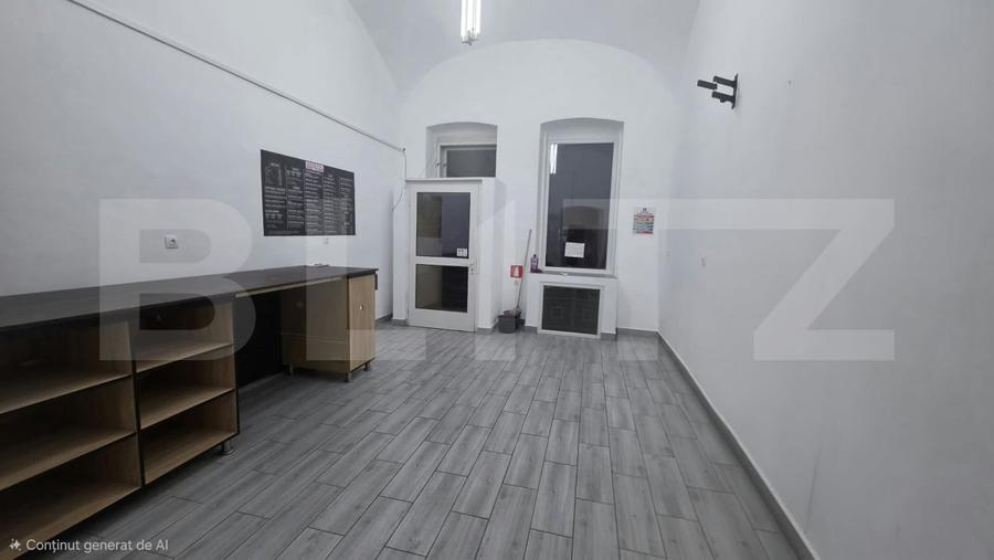 Spațiu comercial, de 76.349998474121 mp, în Ultracentral
