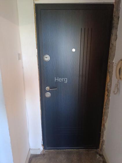 Vand apartament 2camere