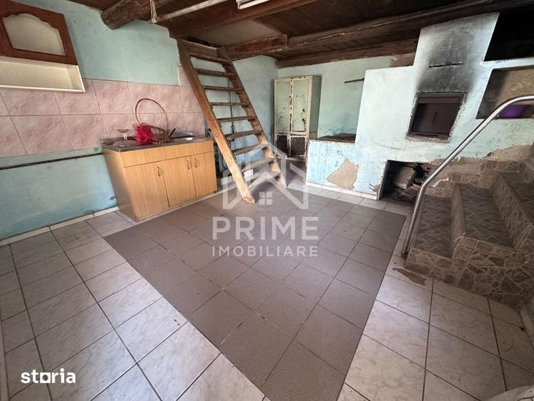Casă cu 8 camere cu Teren 1513 Mp în Central