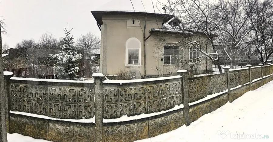 Casă cu 4 camere cu Teren 3920 Mp în Ulmi