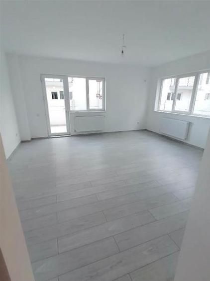 Duplex cu 4 camere cu Canalizare în Alexandriei