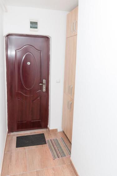 Garsonieră decomandată în Exterior Vest