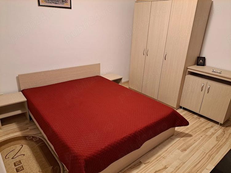 Apartament cu 3 camere decomandat în Faleza Nord