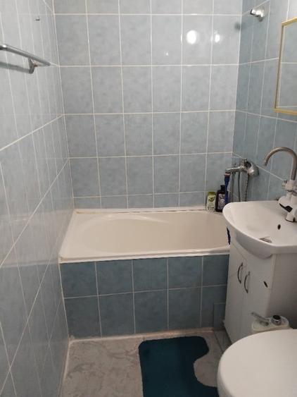 Apartament cu 2 camere semidecomandat în Intim