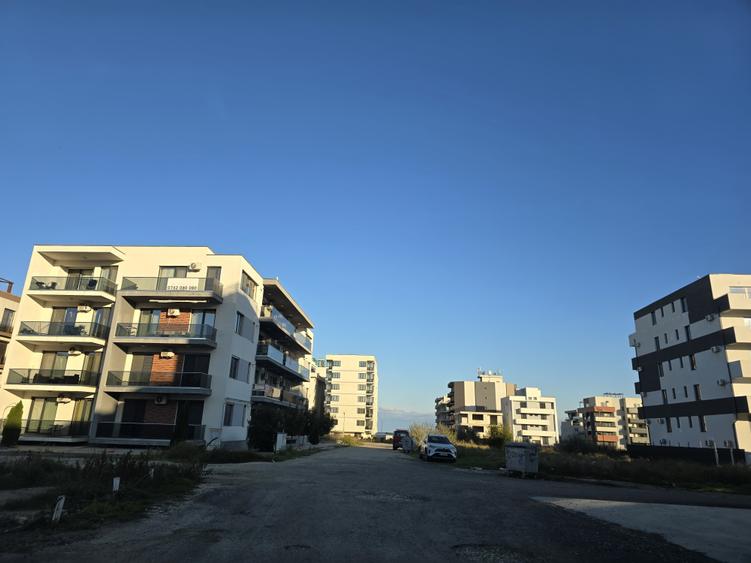 Teren Construcții intravilan de 600 mp, în Nord