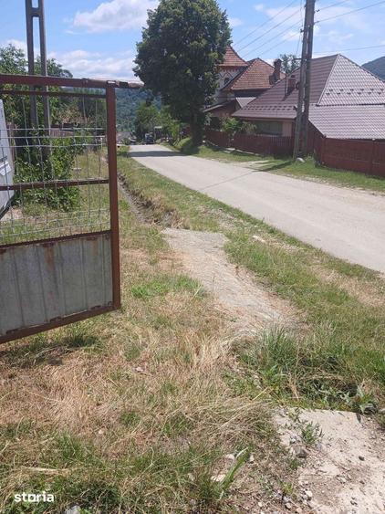 Teren de 6719 mp, în Galeșu