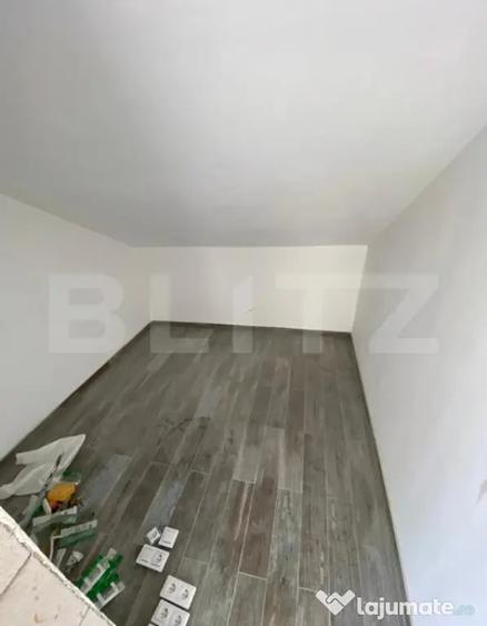 Apartament cu 5 camere decomandat, mobilat în Decebal