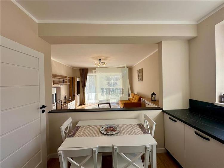 Apartament cu 2 camere decomandat, mobilat în Exterior Vest