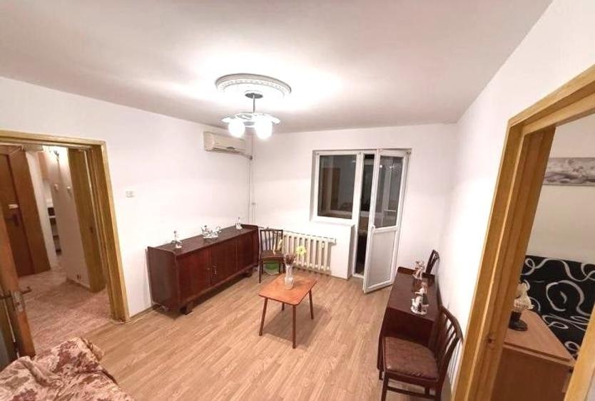 Apartament cu 2 camere semidecomandat, mobilat în City Park Mall