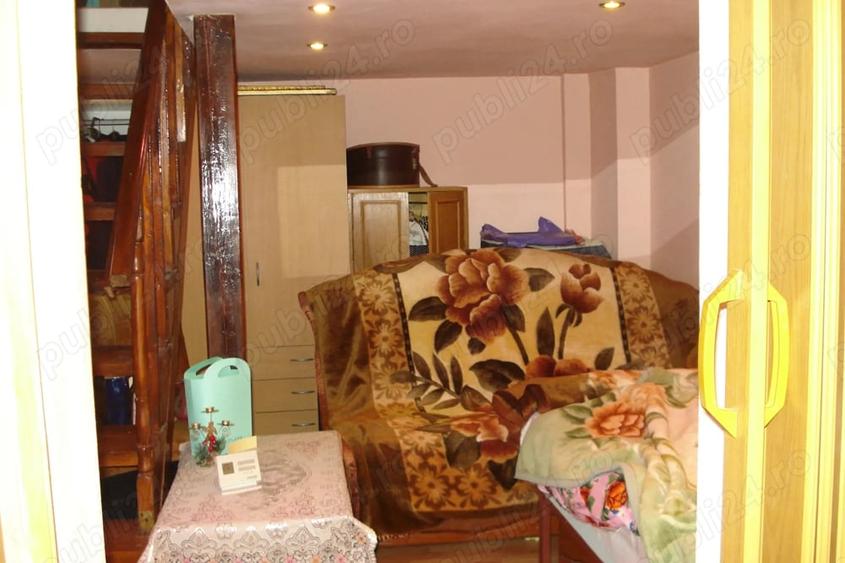 Apartament cu 3 camere decomandat în Sinaia