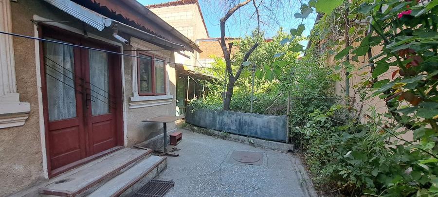 Casă cu 3 camere în Exterior Vest