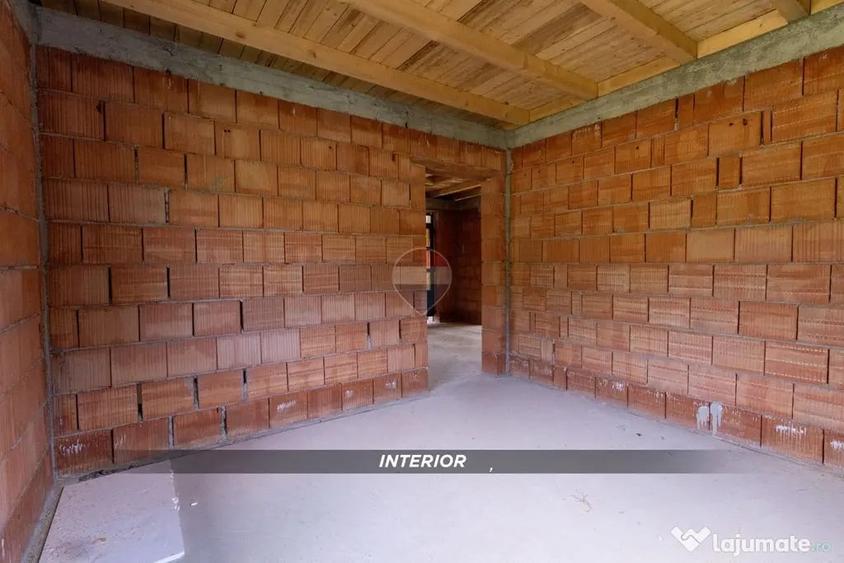 Casă cu 3 camere cu Teren 500 Mp în Central