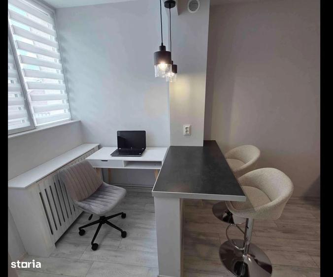 Garsoniera la cheie, etaj intermediar, zona strazii BUCEGI - 2