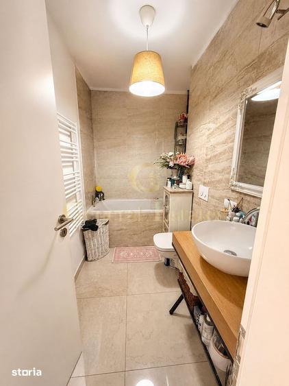 Apartament cu 3 camere, mobilat în Tractorul