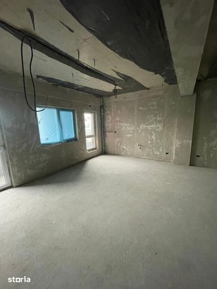 Apartament cu 3 camere decomandat în Cârcea