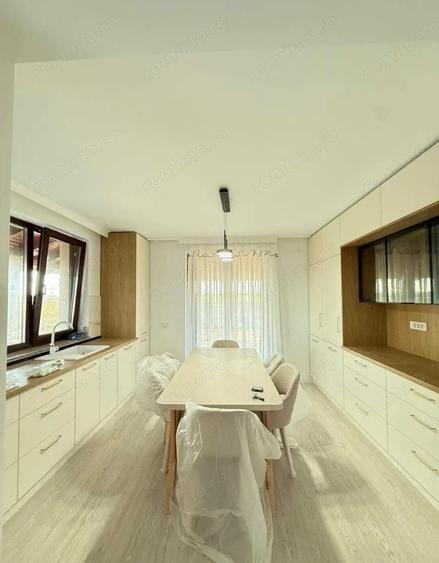 Casă cu 3 camere cu Teren 480 Mp în Păulești