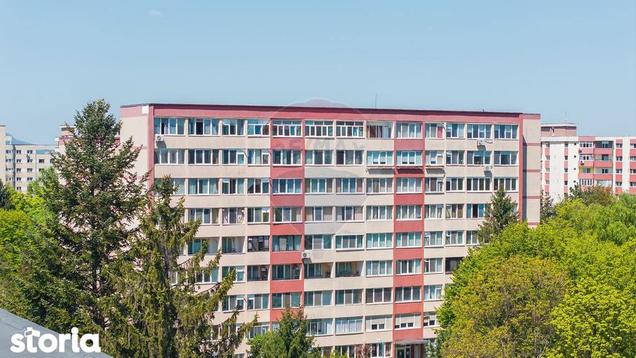 Apartament cu 3 camere, mobilat în Gării