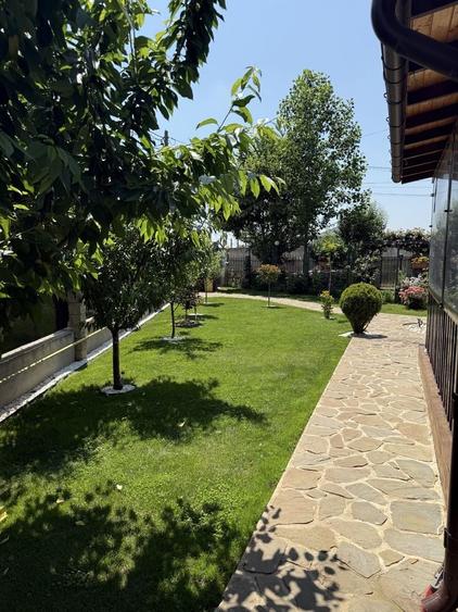 Casă cu 3 camere în Păulești